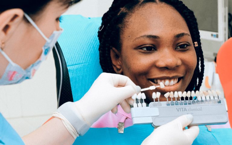 Tonos de blanqueamiento dental